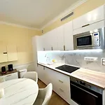 4* - 85 Sqm - Grenelle - 8p * Paris