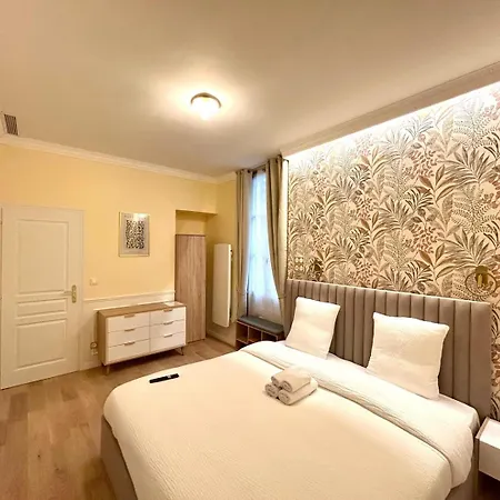 Apartamento 4* - 85 Sqm - Grenelle - 8p