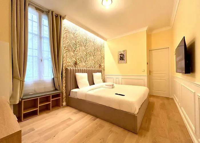 4* - 85 Sqm - Grenelle - 8p Apartament